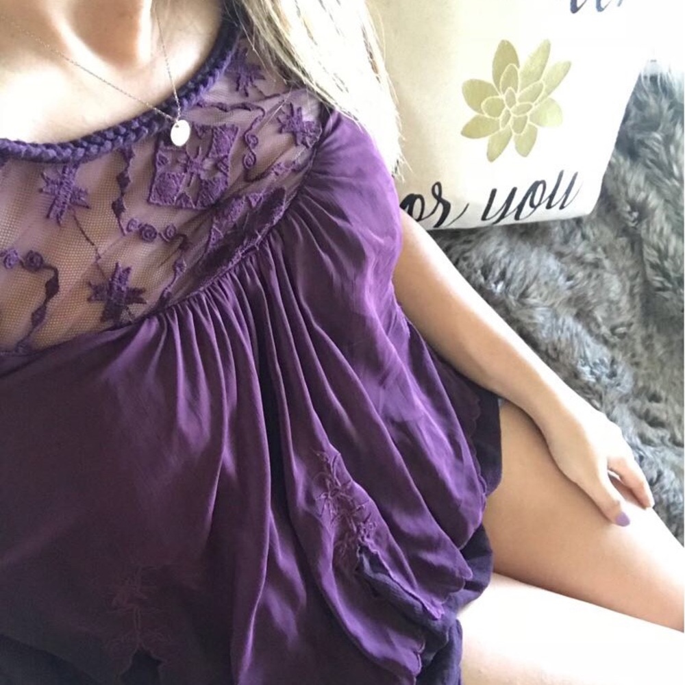 FREE PEOPLE purple top w/ embroidery and lace
